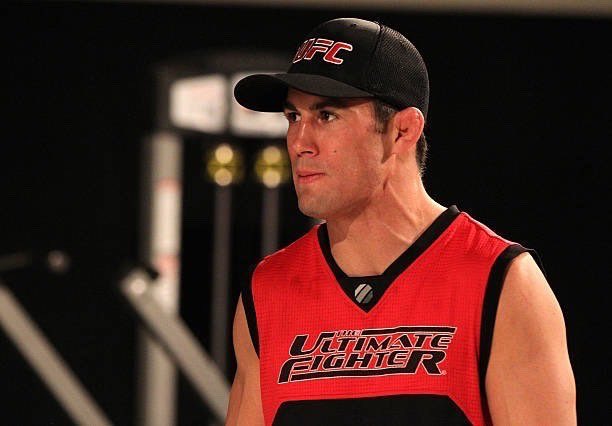DominickCruz's tweet photo. The Ultimate Fighter ππΌππΌ
Throwback Thursday
#DominickCruz DomCruz #TeamCruz #CruzMMASeries #CruzControl #UnlockingVictory #ESPN #ESPNMMA #UFC #BehindTheCamera
Snapchat | DomCruz619
Twitter | @DominickCruz
Web | https://t.co/Be0e9SXNm2 https://t.co/jkLNQLVieX