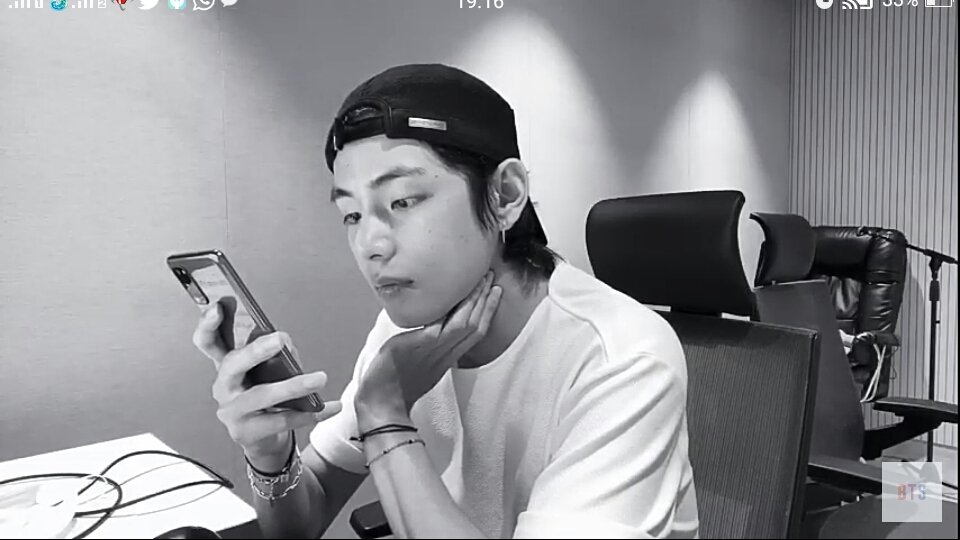 Juna. tweet media
