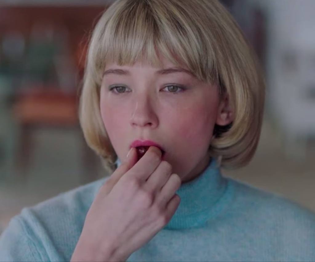 Happy birthday Haley Bennett! The actress is 33 today. We loved her in SWALLOW last year. 