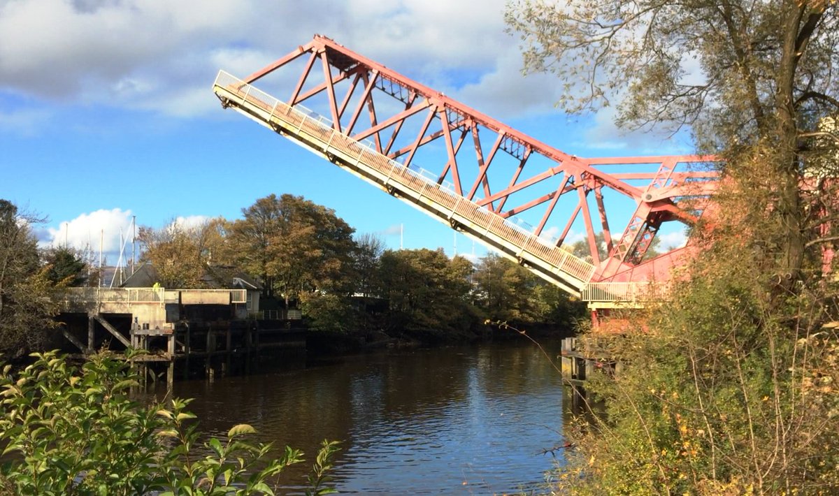 6.It’s not exactly going up and down like a conductor’s baton these days, but there’s some video I was fortunate to catch last year (iPhone magic) - and just uploaded to YT recently – the bridge lifting for a couple of tugs.