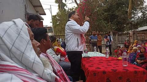 GoalparaInc's tweet photo. গোৱালপাৰা পূৱ সমষ্টিৰ মাননীয় বিধায়ক এ কে ৰশিদ আলম ডাঙৰীয়াৰ সমষ্টিৰ অন্তৰ্গত গোৱালপাৰা চহৰৰ  ১৩ ও ১৯ নং ৱাৰ্ডত দুখন গুৰুত্বপূৰ্ণ সভাত অংশগ্ৰহন কৰে । https://t.co/1avlIjJJto