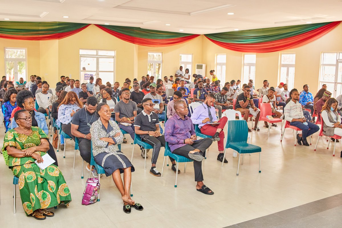 saviour_Udoka_'s tweet photo. #GoingDigital2021 #UyoConnect
@vbankng @Emmabestlive @KingOfUyo https://t.co/e812q9fkL3