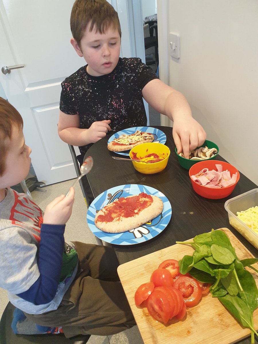 hannah211088's tweet photo. @ysgolbrynhedydd @YBHEarlyYears keeping these boys busy after a morning of "maths with mum". Making their own lunch too π #6CJ #RMA https://t.co/HvQUkRbYE6