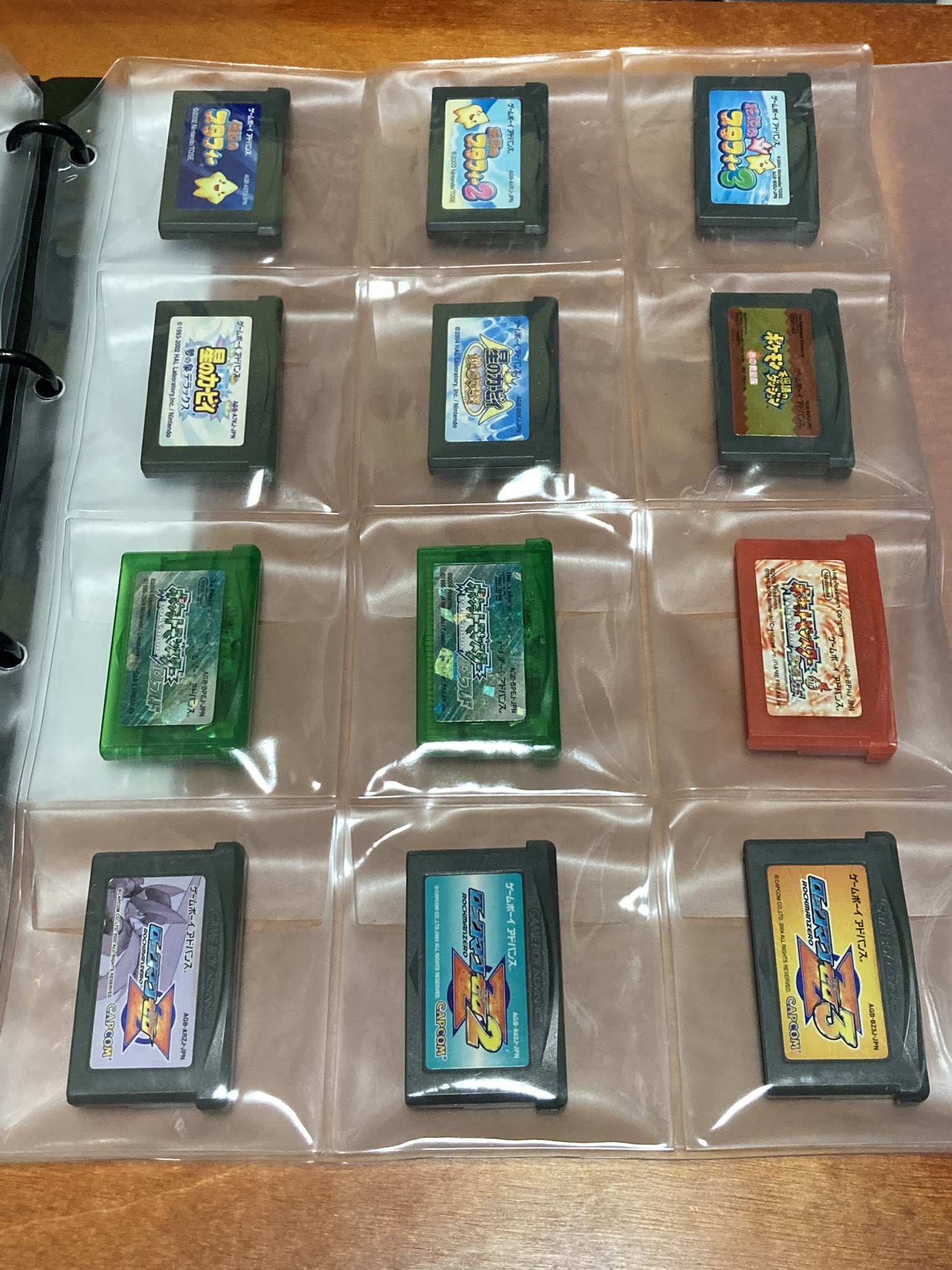018 ゼロイチハチ セリアの マイコレ57mm缶バッジ収納リフィル が携帯ゲーム機 Gb Gbc Gba Psp 用ソフト 収納に便利なのを発見した Umdは割とギリギリだが リフィルの素材が多少伸縮性があるのでなんとかなる