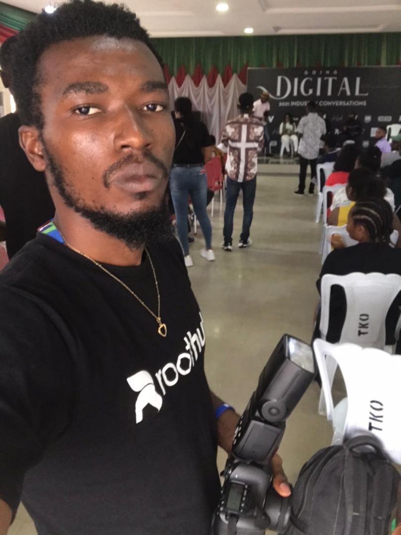 iam_seas's tweet photo. Everyone is expected to go digital
Soon it
So why not start now
And if you are confused about how to start take a walk to the @Theroothub 😇
It's not late to avail yourself to this unlimited opportunity
#GoDigital2021
#GoingDigital2021
#GoDigital
#GoDigital2020 https://t.co/NyV2I1W4zG