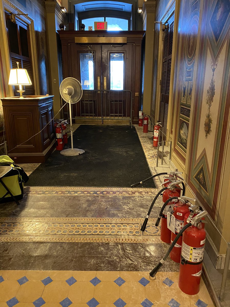 mkraju's tweet photo. Still damage and broken grass throughout the Capitol from yesterday’s mob, showing how they gained entry into the building. From this AM: https://t.co/zJMe9Htwyx