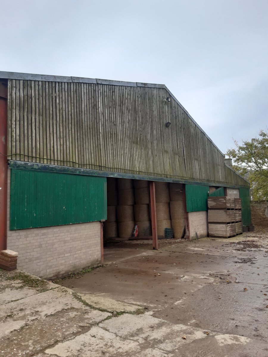 cornceres's tweet photo. A facelift for our 1976 shed #LockdownLife https://t.co/z4ViK2y2aV