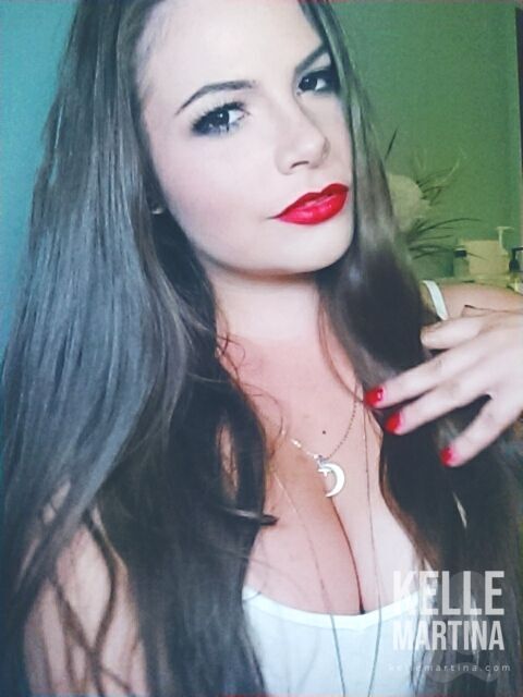 I know one hypnosub who is about to be triggered by this red lipstick...  #erotichypnosis https://t.<a href="/tag/erotichypnosis"class="tags"><span>#erotichypnosis</span></a>