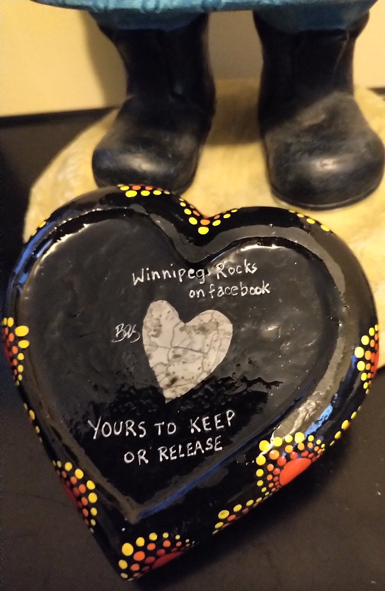 OMGAttitudeRock's tweet photo. #TheFabFind Virtual Edition Clue#1!!!
Good Luck, Play Safe & Have Fun!!!!! Be KIND To One Another and Let The Adventure Begin!!!
Thank You To @barbsamson23 for donating this gorgeous piece!!!!
#AnOMyGoshAttitudeRocks #TheFabFind #KindnessRocks #Manitoba #TheFabFindVirtual https://t.co/aVPoek40a0