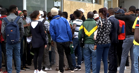 opaisonline's tweet photo. Sociedade
Morosidade no Instituto de Transportes Terrestres em Maputo “agasta” utentes
#morosidade #institutodetransportesterrestres #cidadedemaputo #manuelarebelo #opaisonline #opais #gruposoico
https://t.co/ok0YRH4olp https://t.co/6yRlHII4js