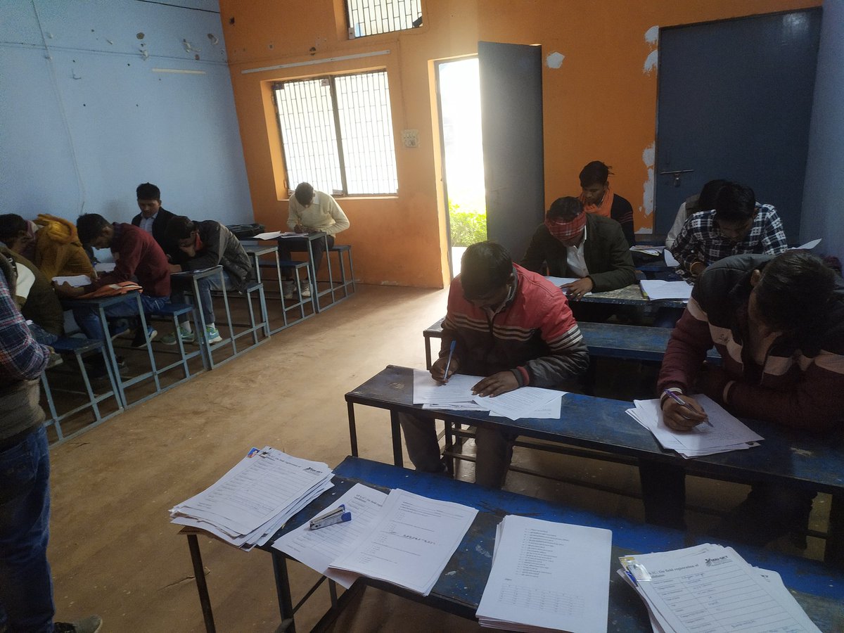 yadavmunna98's tweet photo. We @posterity_consulting conduct pre-assessment and counseling of BPL candidates for @DDUGKYMoRD center in Agra. This is our first center for DDUGKY residential center under @UPSDMOfficial to trained 350 trainees in Retail, IT/ITES &amp; FOA
@MSDESkillIndia
@RasciOnline @nasscom https://t.co/gx3k9C6hvv