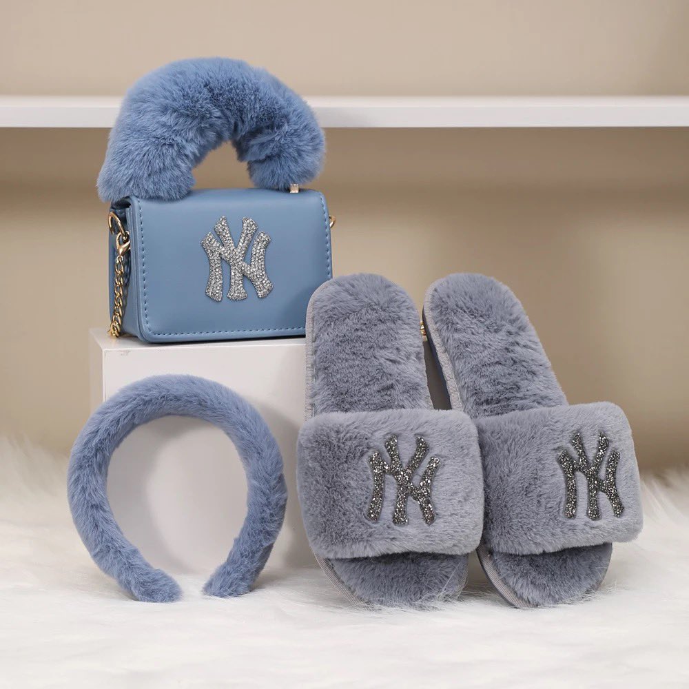 IrekeLuke's tweet photo. New arrivals our “Plush” NYC sets are now available for purchase https://t.co/c5pbc9fqxI ✨✨ https://t.co/yiPRfQZf5E