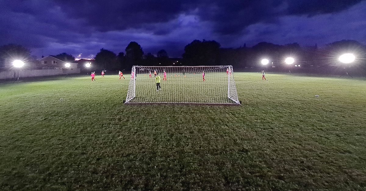 kitmanuk's tweet photo. Get your funding application sorted this January to save up to 75%. The Sports-LITE kits are a great investment for all sports clubs.
Contact sales@kitmanuk.co.uk for all product enquiries.
@utdcos @PDFLUK @lincsleague @PDYouthLeague @PDJALUK
#SportsLite #Floodlights #Sport https://t.co/9GJcDasyCz