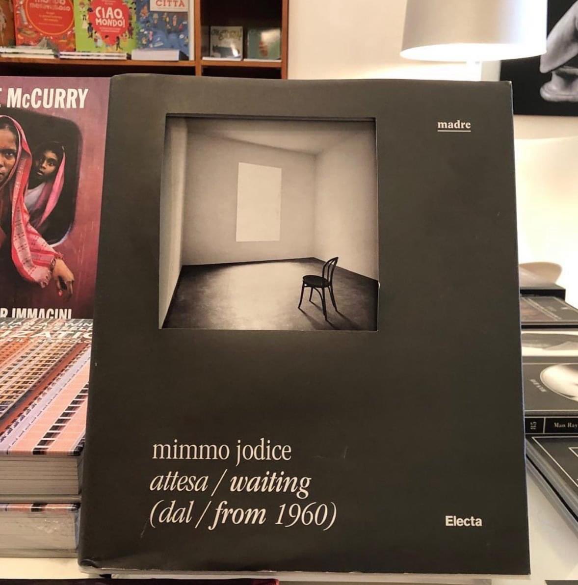 ElectaEditore's tweet photo. ✨ "L'ultimo, definitivo libro sulla mia ricerca." - Mimmo Jodice

📚 "Mimmo Jodice Attesa / Waiting (dal / from 1960)" a cura di Andrea Viliani e Anna Cuomo

📲 #ElectaEditore 

📷 Untitled Association https://t.co/IMuZnQoIR6