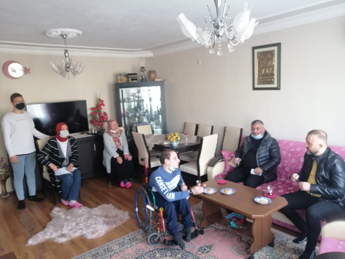 mehmetemur2828's tweet photo. KEŞAP’TA İLK DOĞALGAZ ATEŞİ YANDI
https://t.co/uo301J5JMt https://t.co/SqVyLCZ4dL