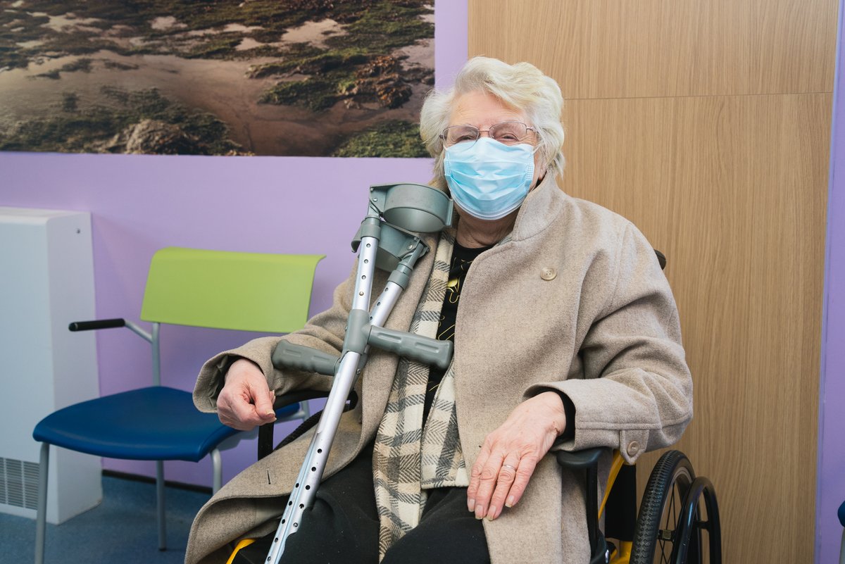 RJAH_NHS's tweet photo. The covid vaccination programme took another step forward in Shropshire, Telford &amp; Wrekin today with the opening of the county’s second hospital hub at RJAH. 

The first patient to receive their vaccine at RJAH was 91-year-old, Freda.

👉https://t.co/9GtHiynnNV #BeLikeFreda 🥰 https://t.co/2D5P5lyuW8