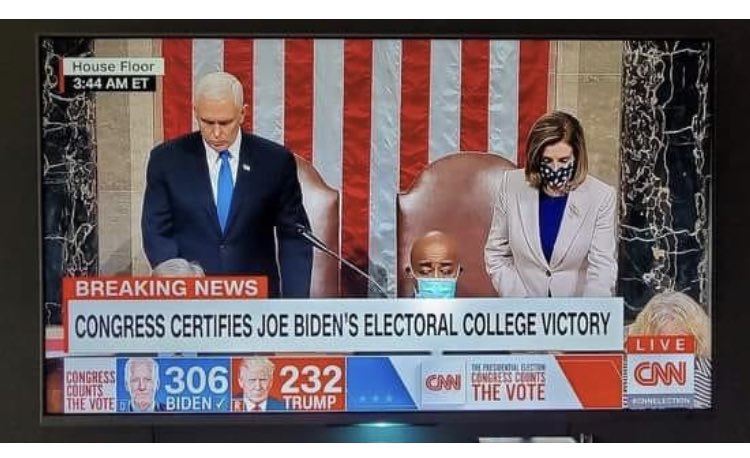 JuulsRodriguez's tweet photo. I've been waiting for this image for so long that no one can erase it from my memory. Watching Pence Certify That Biden Is The New President Of The United States Is A Divine Gift. #MikePence #CertifyTheElection #JoeBidenPresident https://t.co/1MrJymqJKJ