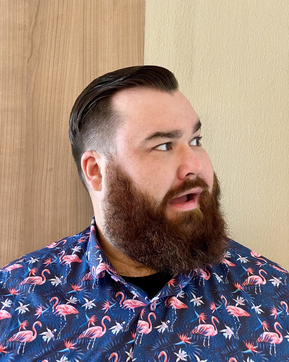 KyleEddyEdward's tweet photo. New Face-Who ‘dis
Past Kyle does not approve of Lyle’s facial hair choice.#clone #freshface #beard #newyears #thailand #later2020 #hello2021 #Asia #SouthEastAsia #Expat #Abroad #ExpatLife #travel #liveabroad #photography #photographyeveryday #insta360 #insta360oner @insta360 https://t.co/PlExOZeKY5