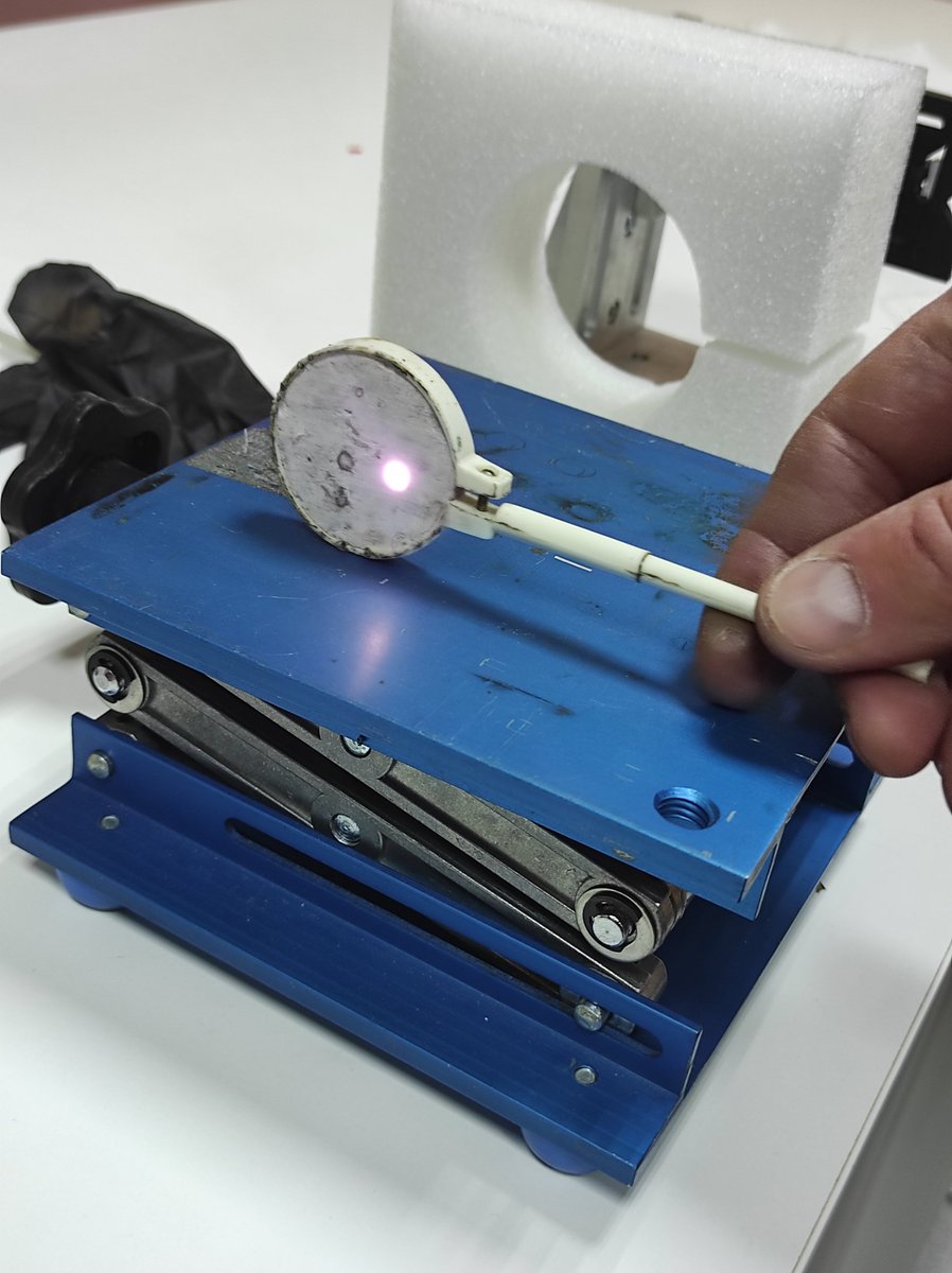 reangeorge's tweet image. The Laser beam quality testing of an Endurance 75 watt Nd:YAG DPSS laser module. Running in CW mode.

Min power / Max power/ Laser beam stability.

The beam divergence is 2.5-2-7 mRad.

#dpss #dpssl #diodepumped #ndYAG #yaglaser #infraredlasers #75wattlaser #endurance