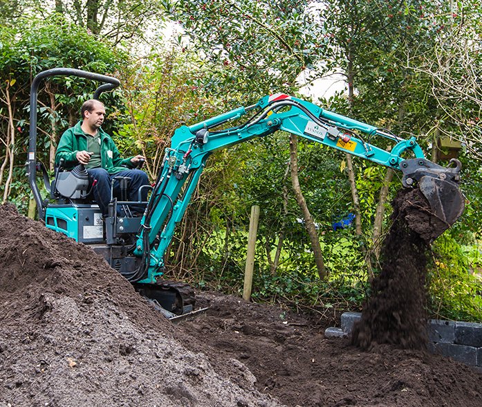<a href="/molson_group/">Molson Equipment</a>  complete the <a href="/kobelco/">KOBELCO</a>  range in Scotland
thecea.org.uk/molson-complet…