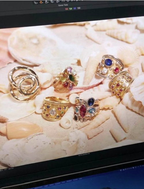 SaphoraP's tweet photo. THINK IT SAY IT DO IT. I wanted to make a change to my life &amp; get back to my roots
https://t.co/VKMliYfeqn
#maketime #livealittle #befabulous #familyaffair #fromscratch #womenswealthandwellbeing #familyheirlooms #onlyoneintheworld #shemeansbusiness #joy #glamour #unique #bespoke https://t.co/d4KIczhtdn