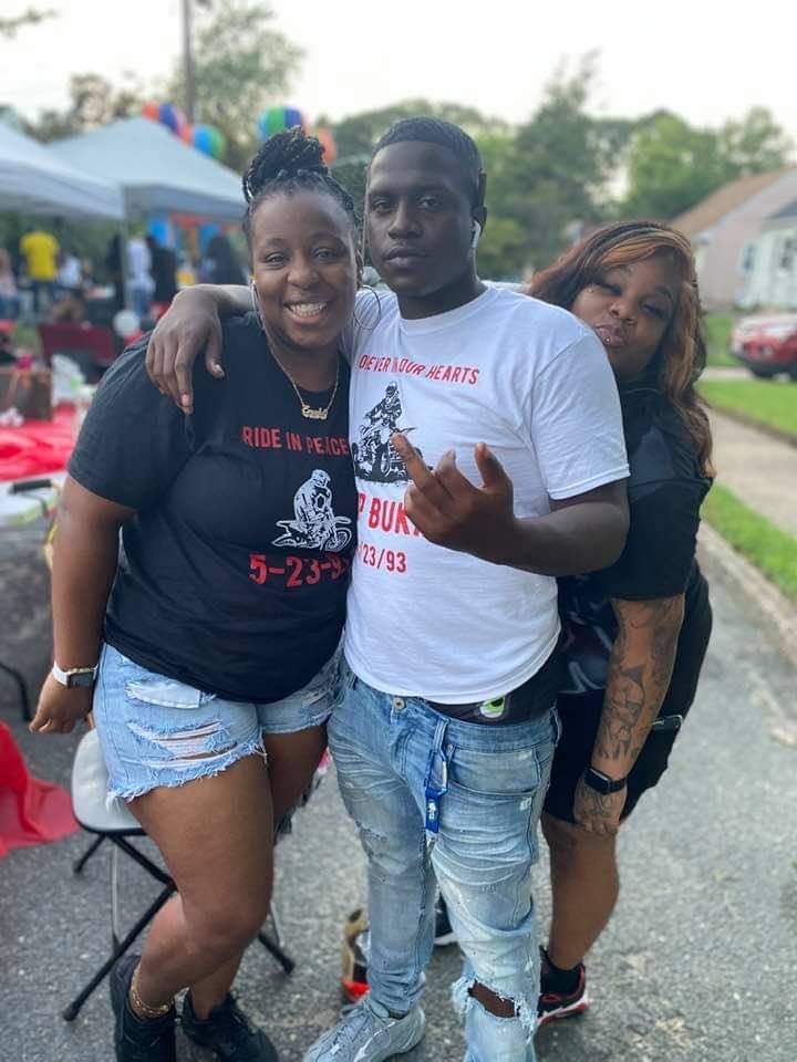 Ty_Youngsta's tweet photo. It's always LongLiveBukaBankroll Yktv keep letting Step on em 🙏🏿🙏🏿🙏🏿🙏🏿❗🐐🐐🐐💰🤘🏾 https://t.co/TQNj9czVYY