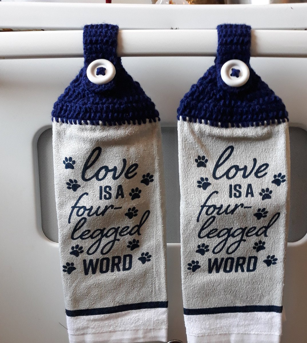 AmysPieces's tweet photo. Pet owners need these adorable hanging towel sets in their kitchen. Come check them off in my #etsy shop: Love is a Four Legged Word set of 2 Hanging Towels / Kitchen Towels / Hanging Dish Towels / Homemade / Kitchen Decor / Crochet Top https://t.co/IBZKlremMU https://t.co/P4HvlDWnHm
