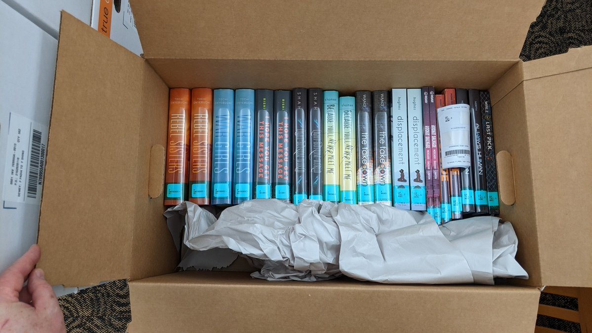 New diversity grant books are here! Thank you EPS administration and school board, for investing in our libraries and students 👍🥰
<a href="/EpsLibraries/">EPS Libraries</a> #yourehslibrary #plainsmenread