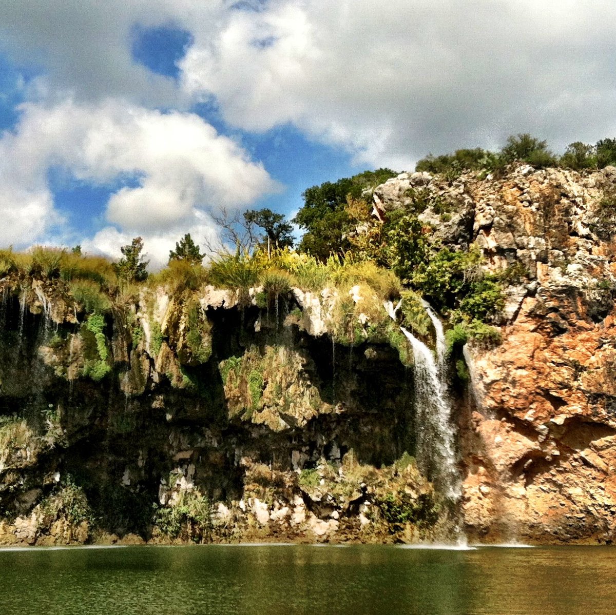FallCreekWines's tweet photo. #TBT! Did you know our Tow location is set on the banks of Lake Buchanan, near the gorgeous Fall Creek, from which we take our name.
It's a beautiful spot that has inspired our winemaking for decades. Have you visited yet?
#fallcreek #fcv45 #texashillcountry #txhc #txwine https://t.co/6L7dicZlI2
