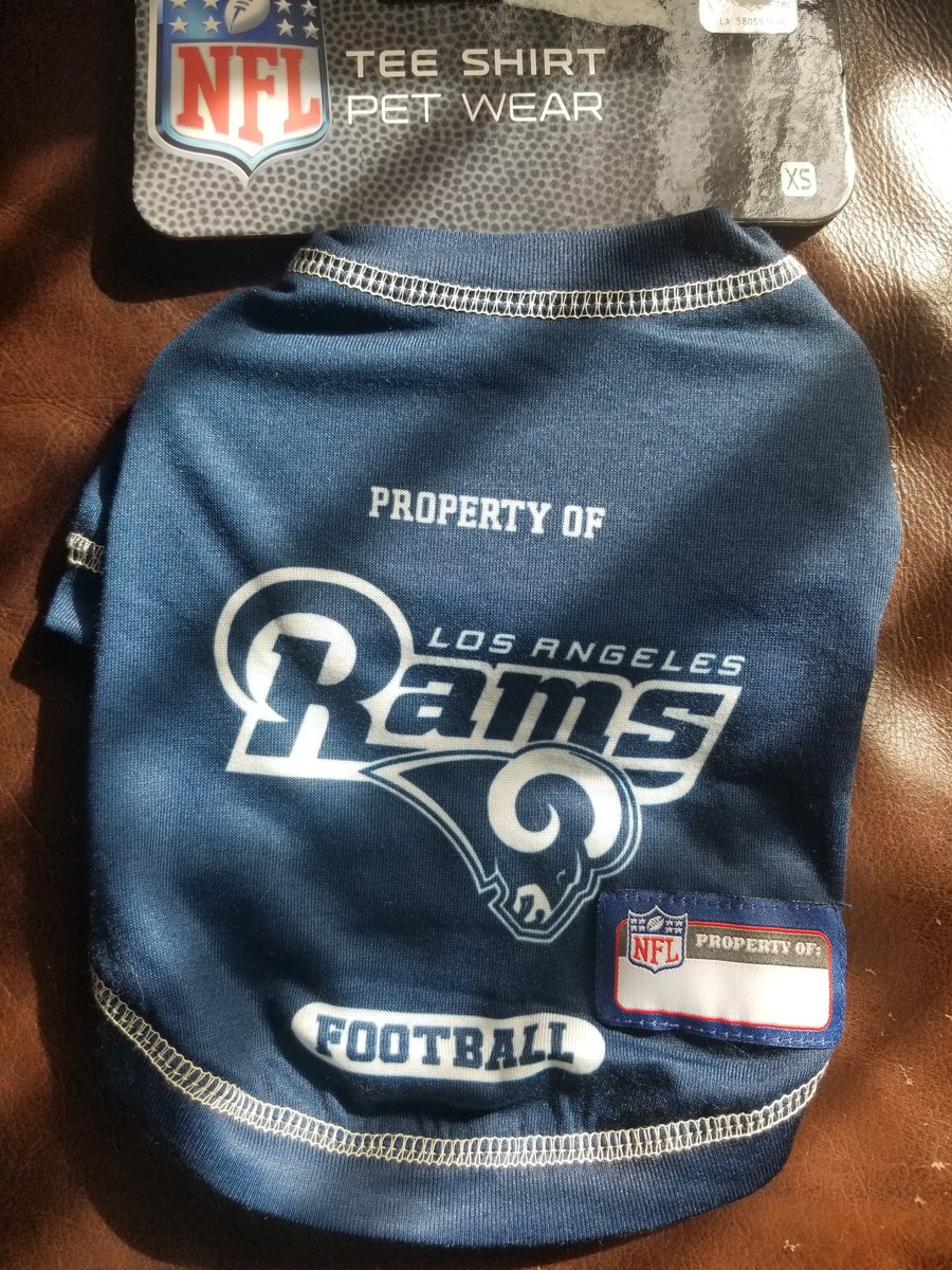 Ivon__Diaz12's tweet photo. Gizmo's shirt came in time for him to wear it on Saturday 🐶🐕👕🐏🏈💙 #LARams #RAMS #RAMILY #RamsHouse #postseason #DogDrip #LFG https://t.co/Il8SJZFwAj
