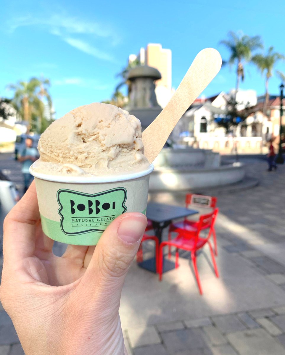 The holidays are over, but our gelato craving is year round 😋 
@bobboi_naturalgelato

Stop by for some deliciousness to-go! 🍦