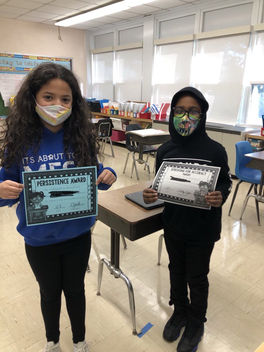 “I found a mistake” is music to my ears 😍🎶 These fabulous mathematicians from <a href="/WHGWashington/">WHGW</a> received awards today for accuracy and perseverance! Two practices we look for in every mathematician! <a href="/WhufsdRams/">Ram Pride</a> #proudteachermoment