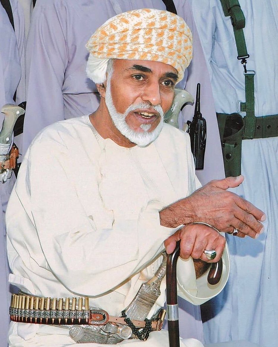 #قابوس_بن_سعيد

"بَين طيّات يَناير ذكرى لَن يطويها الزَّمان "
طِبتَ و طابَ مرقدُك إلى يومِ يُبعثون💔

#قابوس_في_قلوبنا