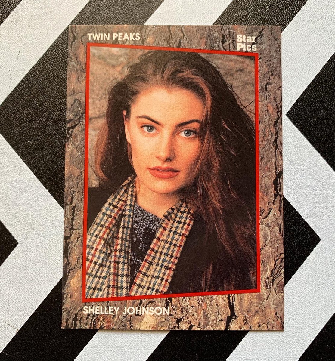 PeaksPostcards's tweet image. Card #34 Shelley Johnson. From the rare Star Pics collection set of 1991. 🏔🏔 #twinpeaks @madchenamick