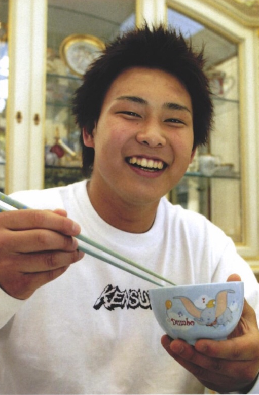 The Sasaki's kind of semi adopted him (Nakajima lived in their home), he even used to pick the kids up from Kindergarten. Sasaki considered him part of the family. When he married, Akira Hokuto joked she would become "the demon mother-in-law"