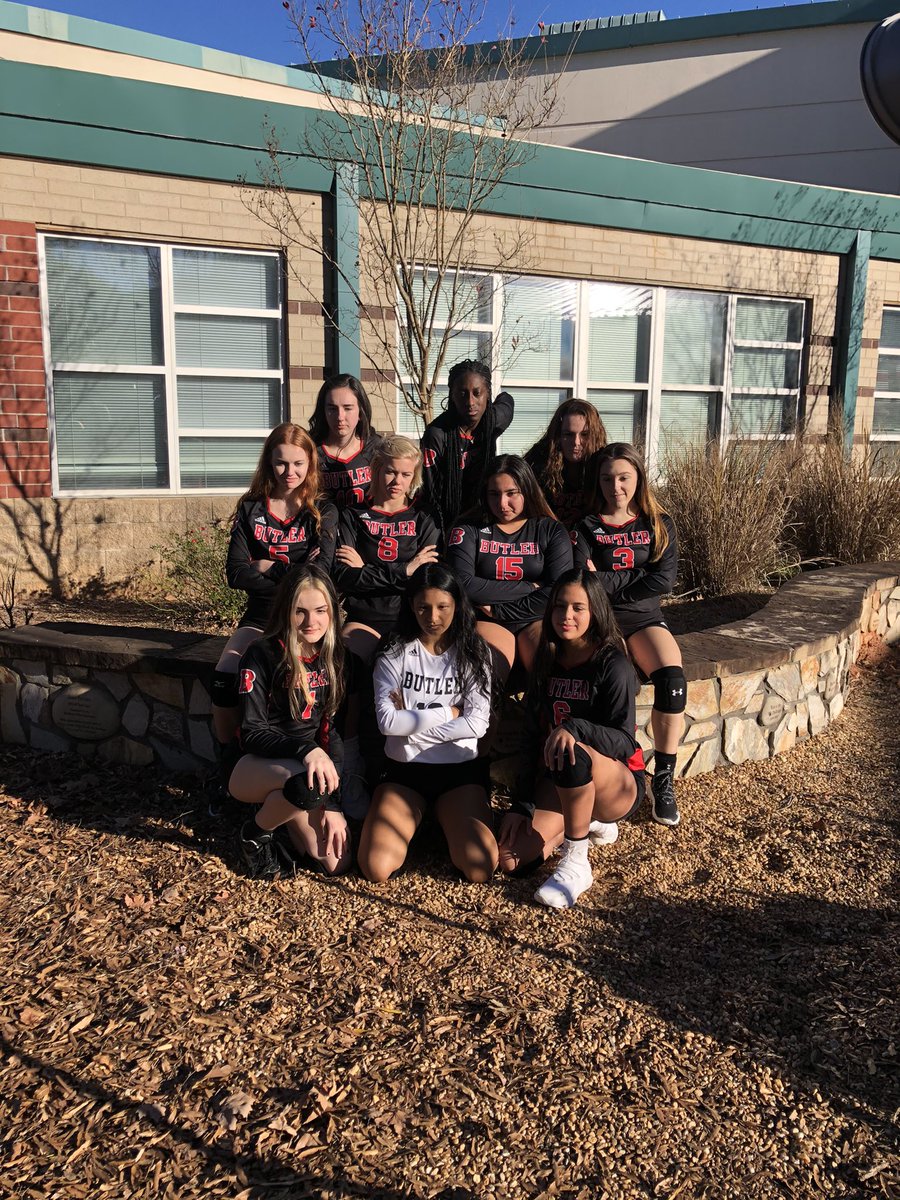 ButlerHSVB's tweet image. Game day 🏐💪🔥 last regular season game tonight Vs East Meck. Let’s get that W Bulldogs #butlervolleyball #gobulldogs