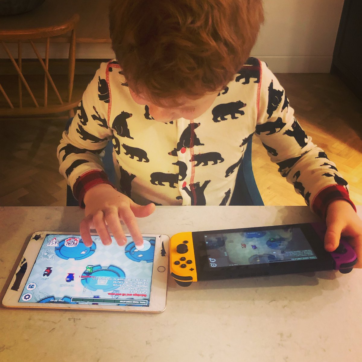 DarranGarnham's tweet photo. When one game of @AmongUsGame isn’t enough 🕹🕹 https://t.co/WciGjn5p7Z