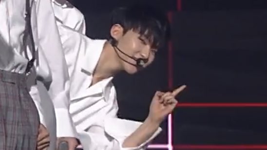 hoshzone's tweet photo. crazy in love hoshi https://t.co/Uk8yYr37HQ