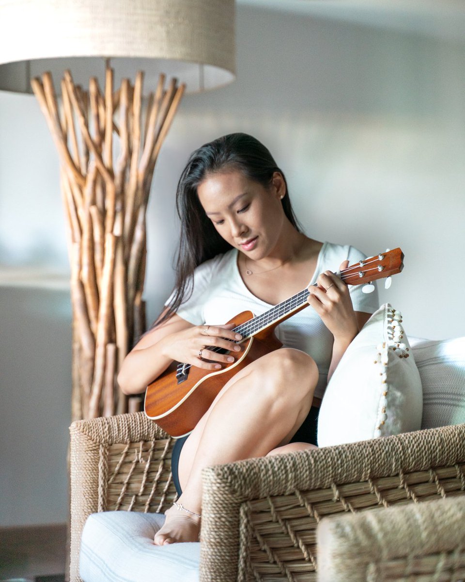 missginasu's tweet photo. Need some music to drown out the craziness that is happening in the world and on the news. 

One of my intentions this year is to create content that reflects a world I'd like to live in. Hawaii has shown me that there is hope. To be friends with strangers, to assume the best and https://t.co/HLyBQcmK3x
