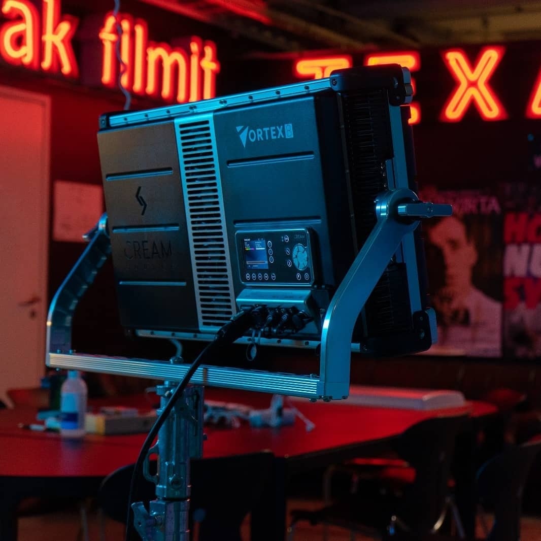 IP65 rated Creamsource Vortex8! 
Equivalent light output to 1.2kW HMI Fresnel
Power consumption 650W
RGBW
2200-15 000K
XY coordinates
Extensive Gel Library
Wireless control with LumenRadio
Bluetooth and WIFI
8 separately controllable LED zones
Narrow 20° beam angle

📷 @valofirma
