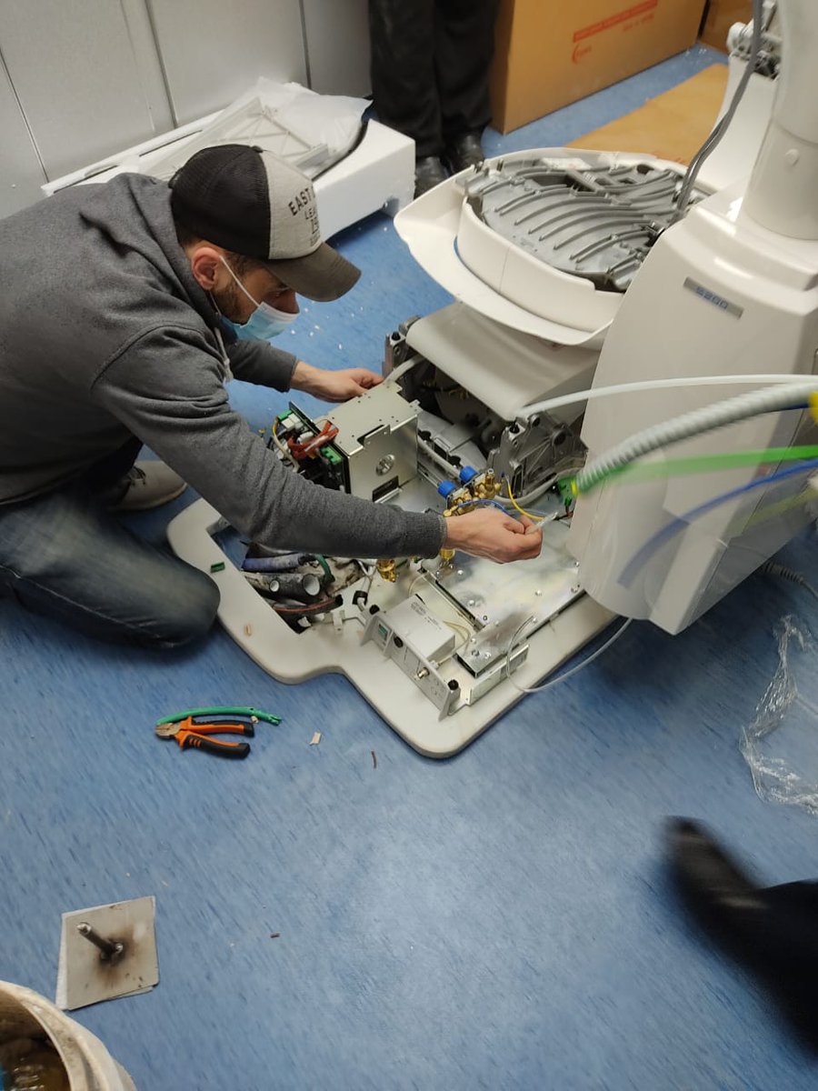 Ein paar Fotos aus dem Al-Shifa-Hospital/Gaza. Die neue Dentaleinheit kann in Betrieb genommen werden!