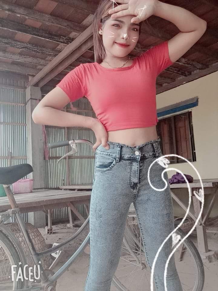 អូនចង់ណាស់បងចុយអូនតិចមក tweet media