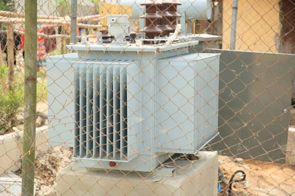 PROJECTS INTERVENTION: OVIORIEOngoing installation of 500KVA Transformer in Oviorie, Ethiope East Local Government Area of Delta State.