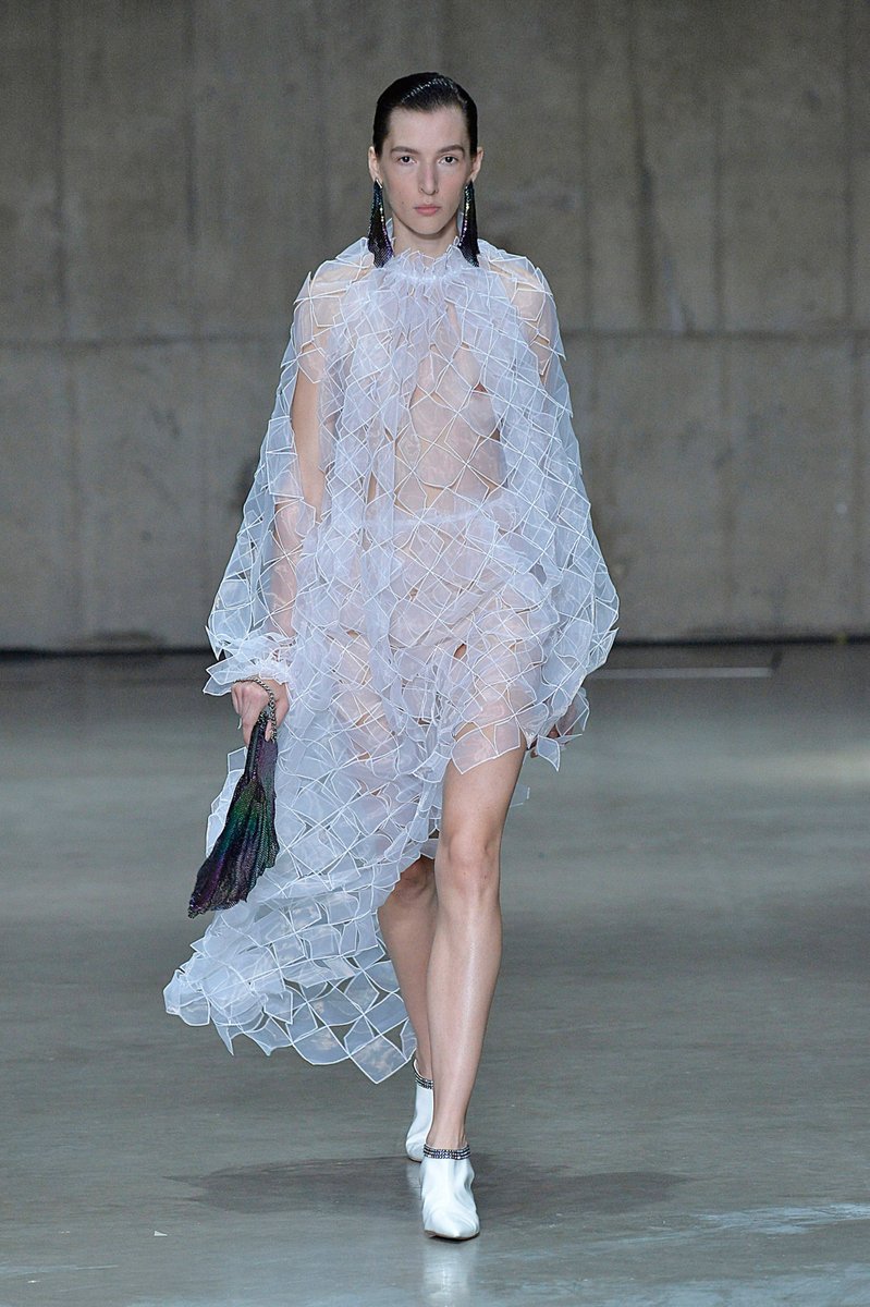 London Fashion Week tweet media