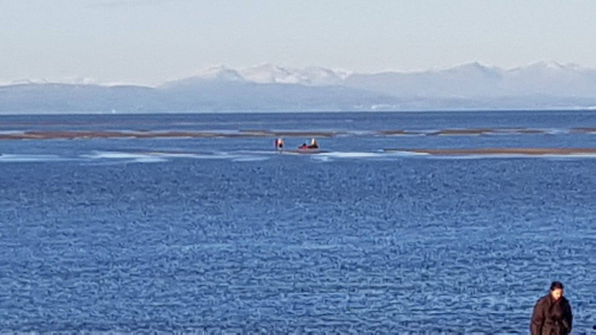 During lockdown, our volunteers remain on-call ready to help others.
We urge everyone to think carefully about using the coast in case they get into difficulty. When called to an incident, it puts additional pressure on them &amp; other frontline emergency services.