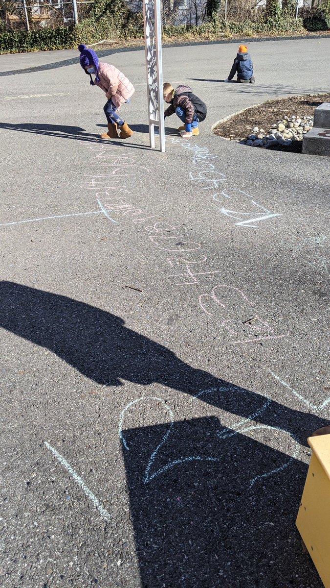 Sara Lairmore tweet media