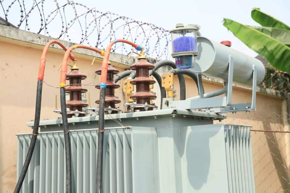 PROJECTS INTERVENTION: EKU (2)Ongoing installation of 500KVA Transformer at Powerline, off Eku-Warri RD., Eku, Ethiope East Local Government Area of Delta State.