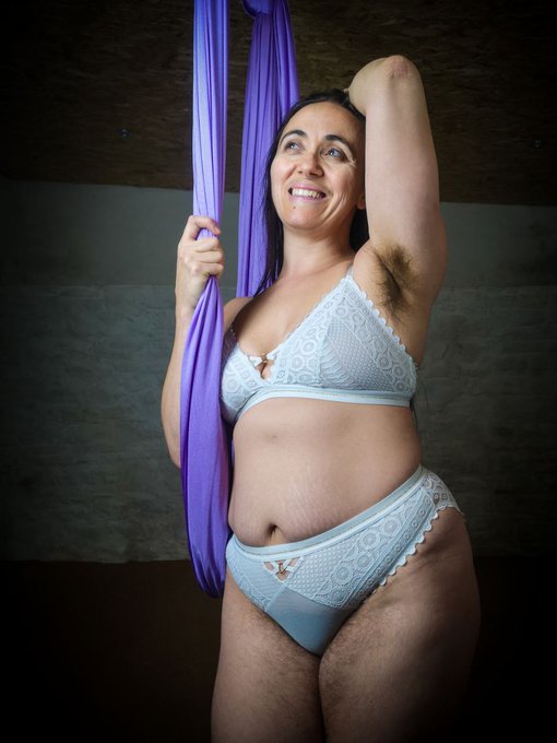 Check out my friend @longhairedlove 😍 https://t.co/n1uiCsiBFI<a class="tags" href="/tag/longhairedlove">@longhairedlove</a>