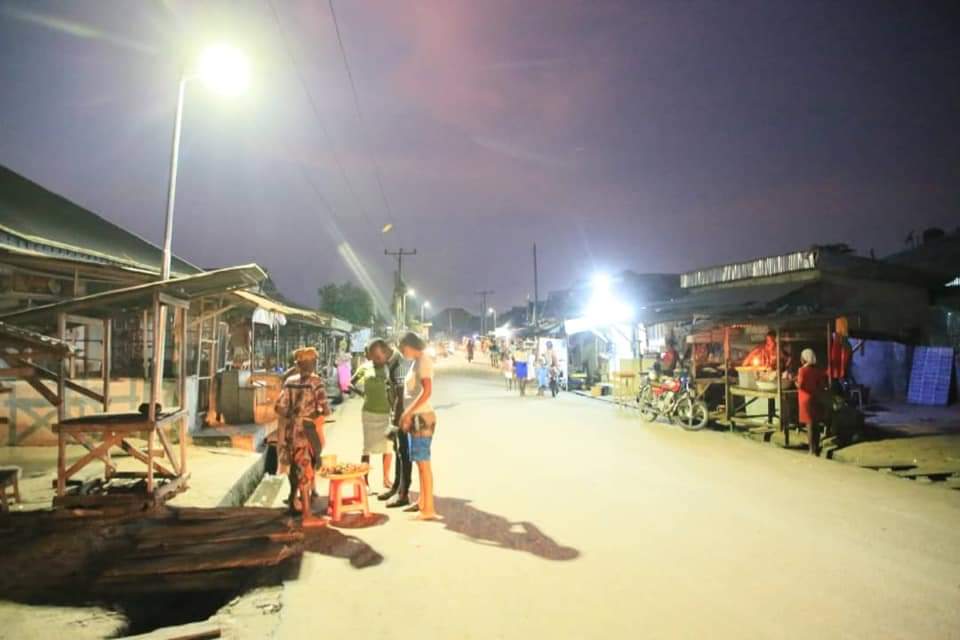 SOLAR STREET LIGHTS: UBOGO-UDU Installation of solar street lights in Ubogo community, Udu Local Government Area of Delta State.