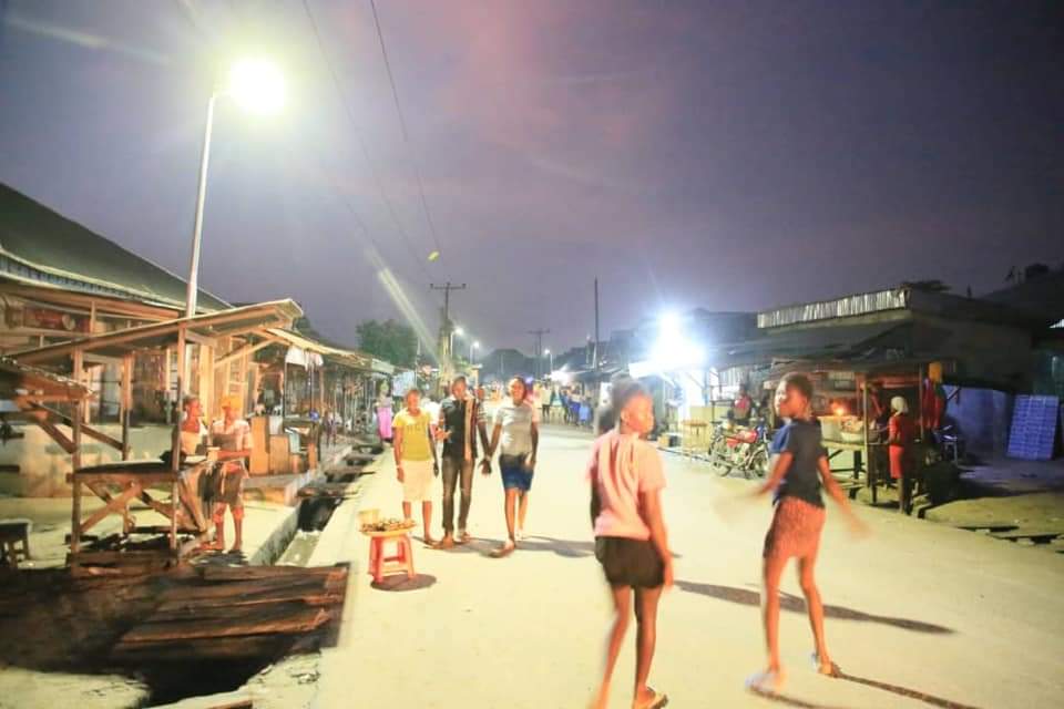 SOLAR STREET LIGHTS: UBOGO-UDU Installation of solar street lights in Ubogo community, Udu Local Government Area of Delta State.